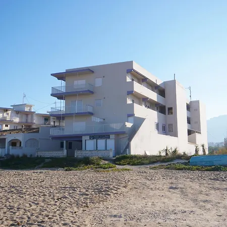 Apartment Mar De Luna Locdenia