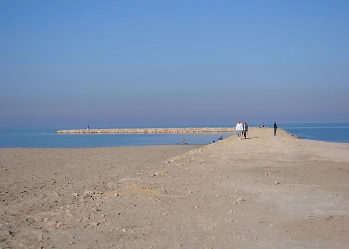 Mar De Luna Locdenia Апартаменти *